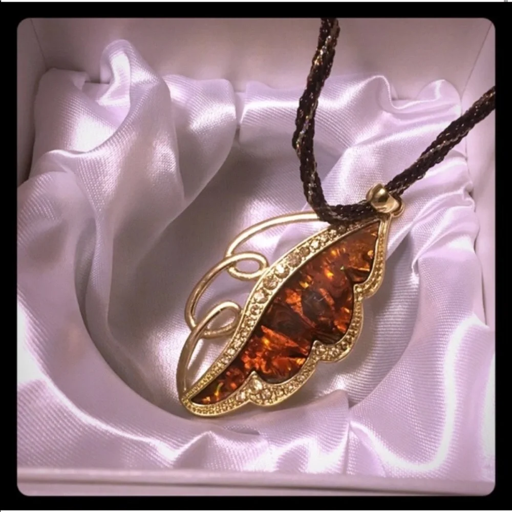 Gold Tone Amber Leaf Statement Pendant Necklace | Crystal Botanical Design